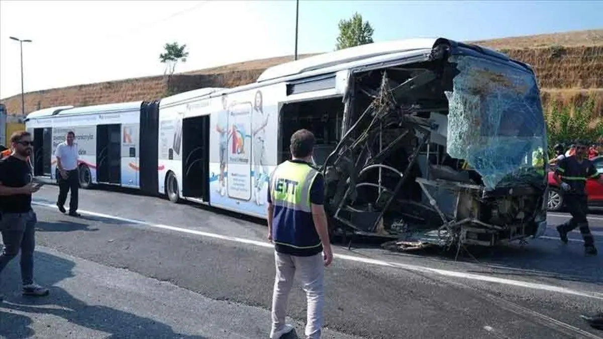 Metrobüs dehşetinde ara karar açıklandı! Suçu birbirlerine attılar: Bana bilgi ekranından mesaj gelmedi